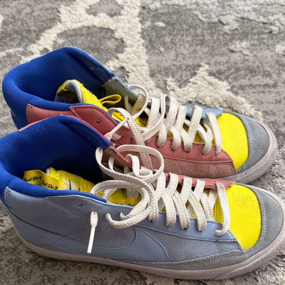 Nike Kids High-Top Sneakers - Yellow, Blue, Pink, Gray Nike blazer